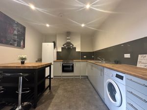 Photo 15- click for photo gallery